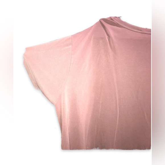 Mauve Colored Crop-Styled Silky Top with Rose Embroidery Detail Size: 3X / 3XL - Picture 7 of 11